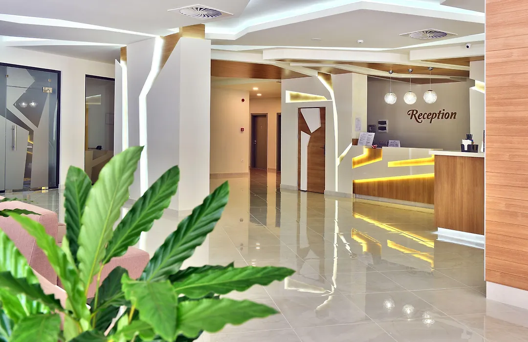 Grifid Hotel Foresta (Adults Only)-1